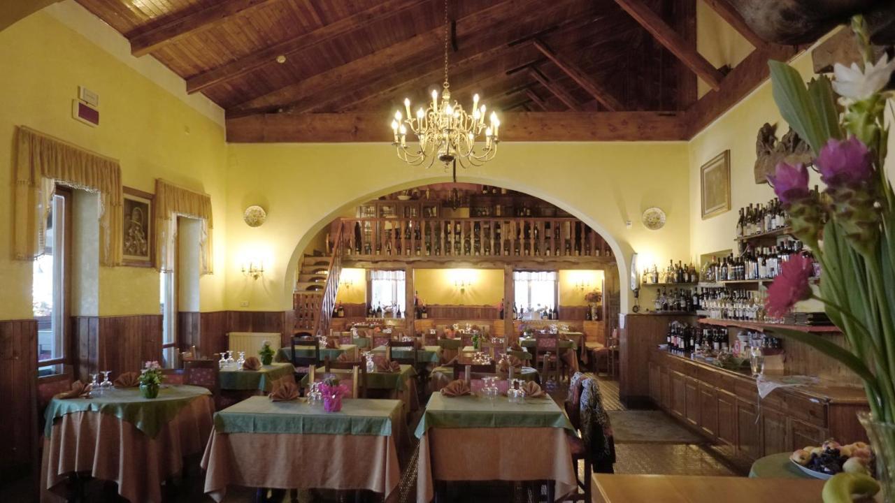 Hotel Ristorante La Nuova Fattoria Carsoli Eksteriør billede