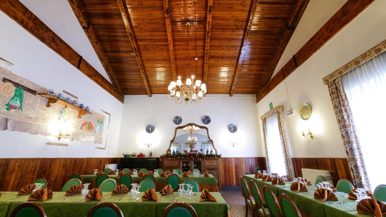 Hotel Ristorante La Nuova Fattoria Carsoli Eksteriør billede